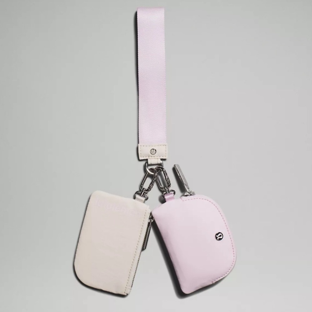 LULULEMON Dual Pouch Wristlet in White Opal/Meadowsweet Pink